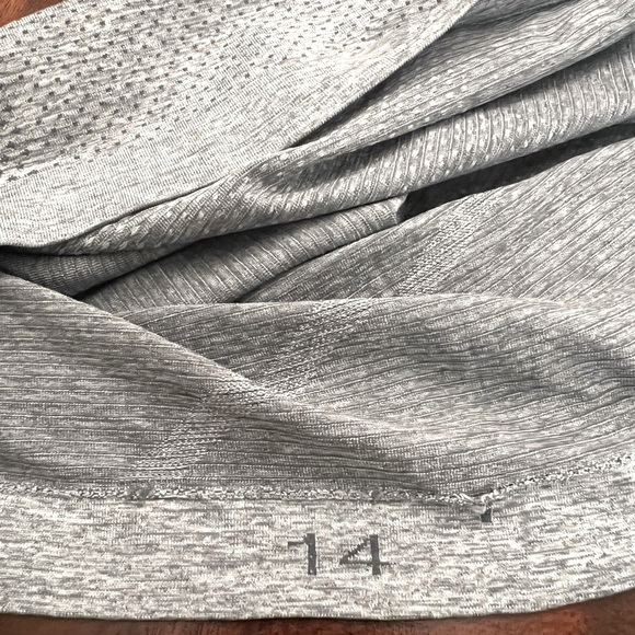 Lululemon Swiftly Tech Racerback Tank 2.0 (Cropped) - Picture 3 of 3